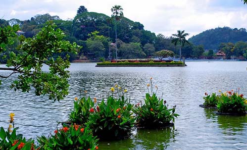 Kandy Lake